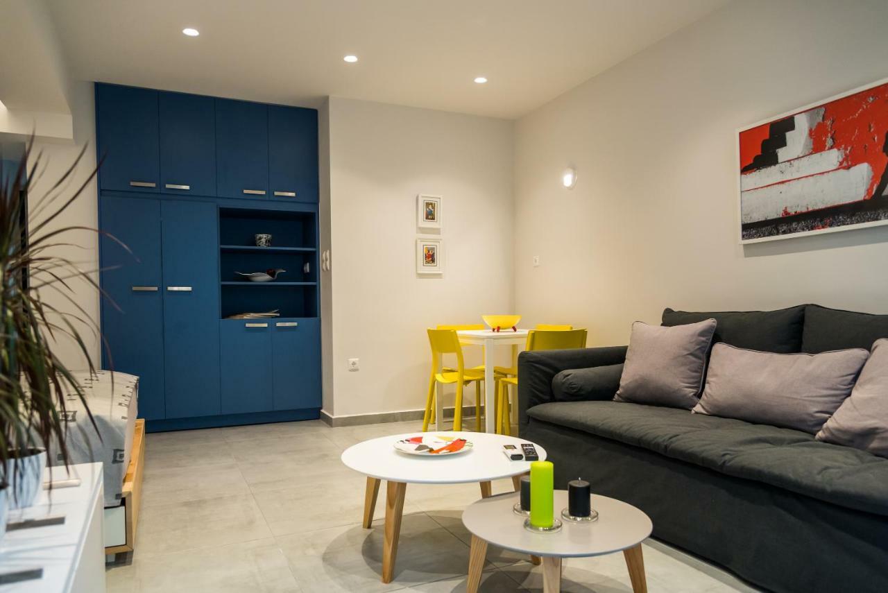 Central Cozy Studio With A Secret Garden Athena Bagian luar foto